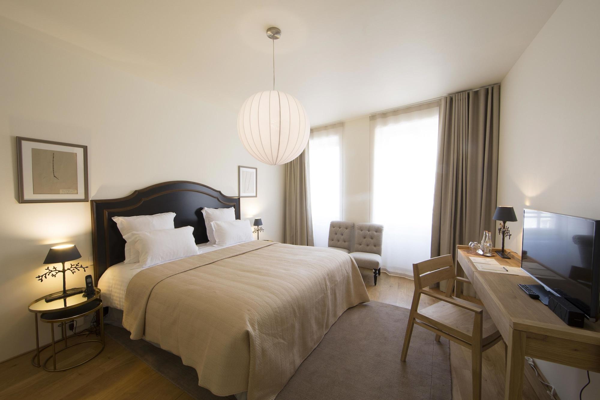Hotel De La Villeon Tournon-sur-Rhone Buitenkant foto