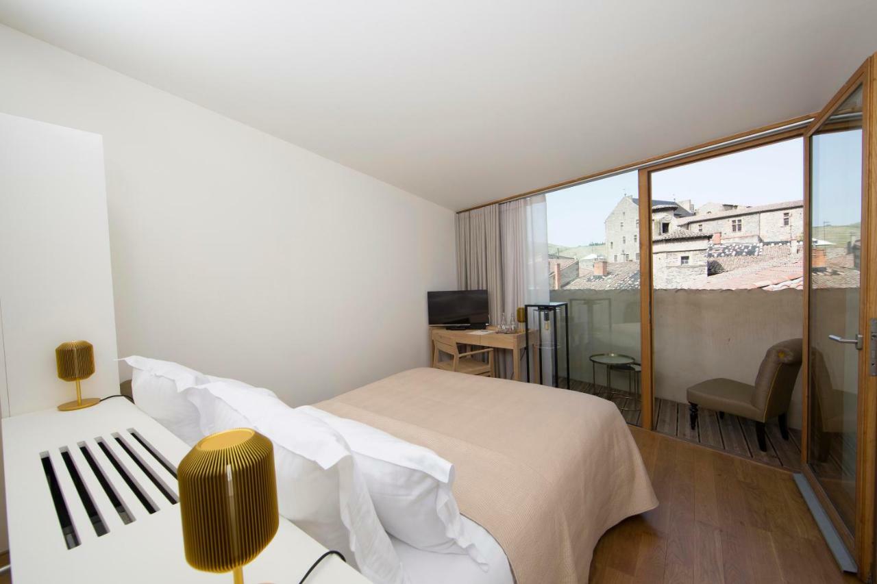 Hotel De La Villeon Tournon-sur-Rhone Buitenkant foto