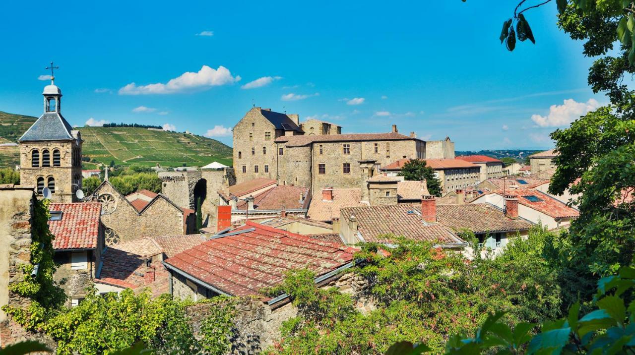Hotel De La Villeon Tournon-sur-Rhone Buitenkant foto